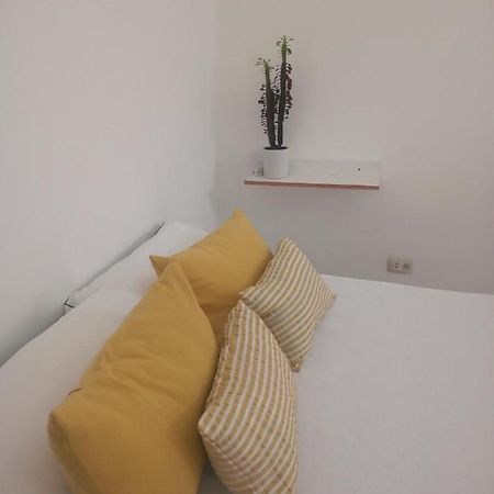 Amarello Apartment Gualeguaychú Екстериор снимка